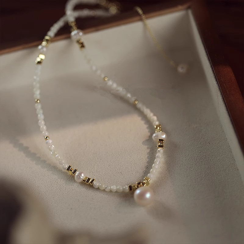 New Style Trendy Natural Fresh - Pearl Trim Chain recension och pris