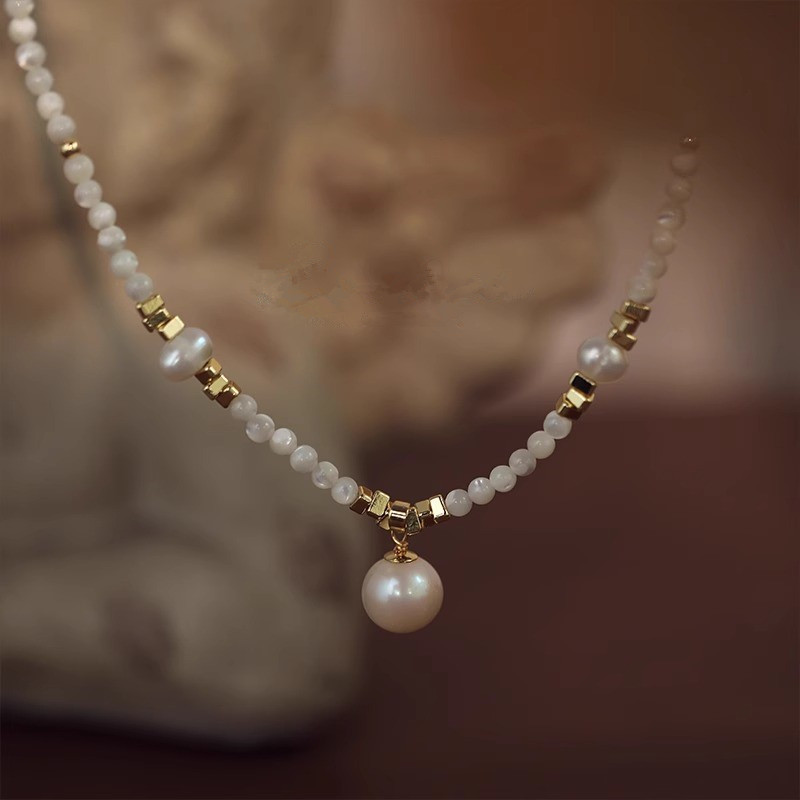 New Style Trendy Natural Fresh - Pearl Trim Chain recension och pris